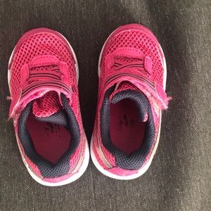Toddler girl sneakers by Saucony